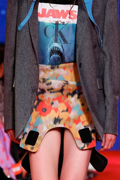 Look 9